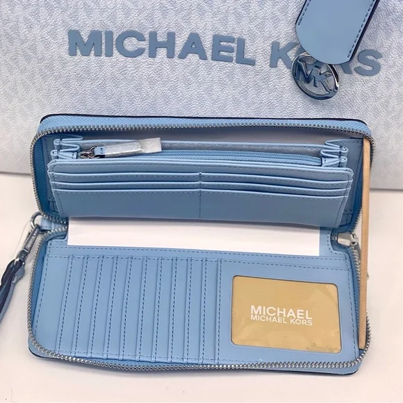 MICHAEL KORS Mirella Medium Ombré Logo Tote Bag and Continental Wallet Set - Picture 7 of 12